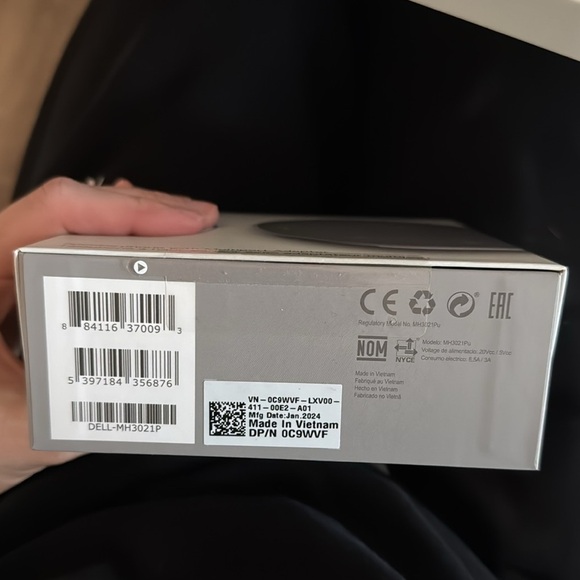 Dell Gray Speakerphone with Multiport Adapter - Picture 4 of 4